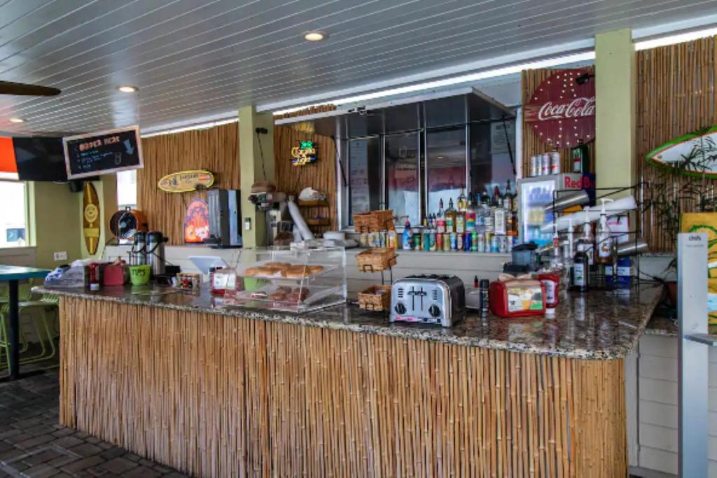 Amazing Waterfront Views Resort, Enjoy Heated Pool & Sunset! タンパ エクステリア 写真